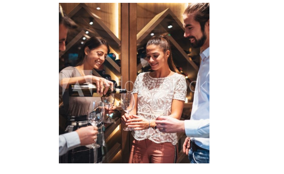 show custom media on storefront template