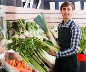 Grow and Sell Your Own Fresh Fruit and Vegetables